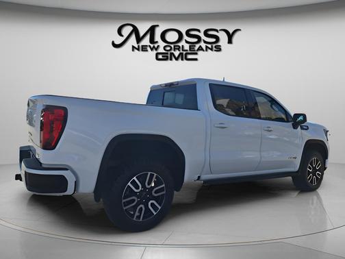 Summit White 2024 GMC Sierra 1500 AT4