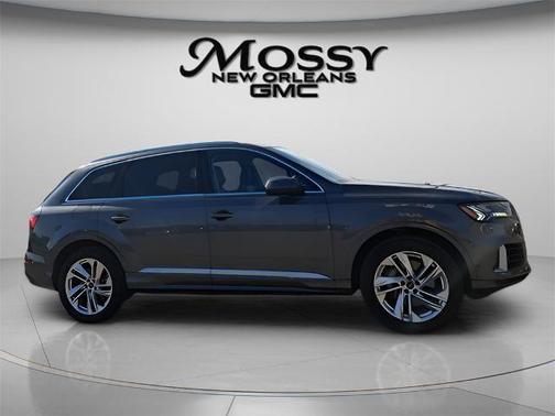 2024 Audi Q7 55 Premium Plus