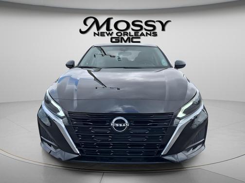 Black 2024 Nissan Altima S FWD