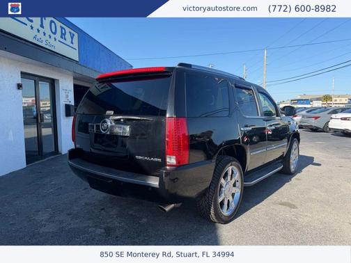 2010 Cadillac Escalade Luxury
