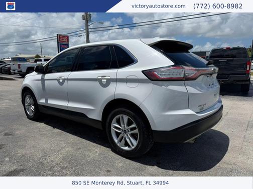 White 2017 Ford Edge SEL