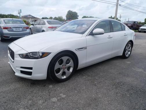 2018 Jaguar XE 25t