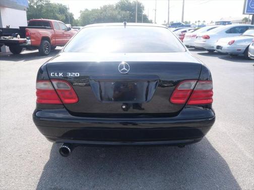 2002 Mercedes-Benz CLK-Class 320