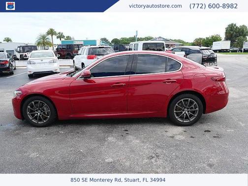 2017 Alfa Romeo Giulia Base