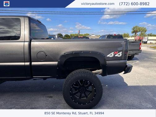 2001 Chevrolet Silverado 2500 LS H/D Extended Cab