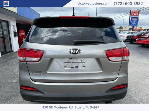 2017 Kia Sorento LX