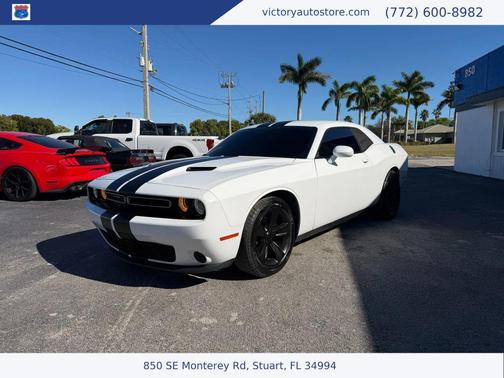 2019 Dodge Challenger SXT