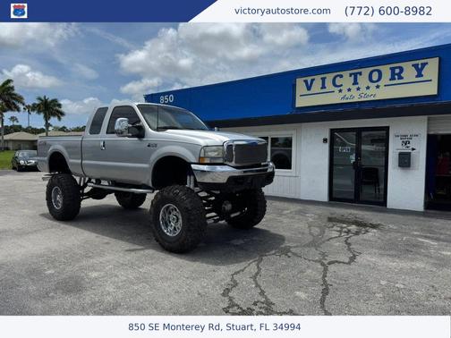 Silver Clearcoat Metallic 2003 Ford F-250 XLT