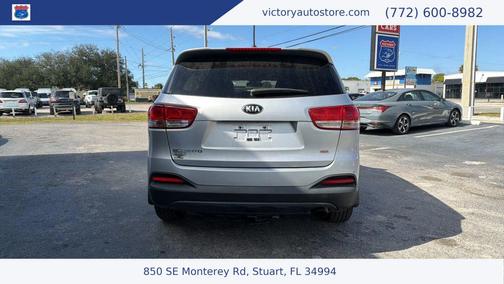 2016 Kia Sorento L