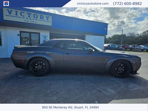 2016 Dodge Challenger SRT Hellcat