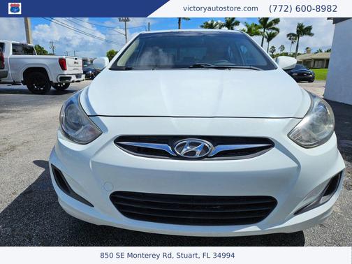 2014 Hyundai Accent SE