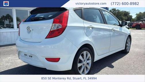 2013 Hyundai Accent SE