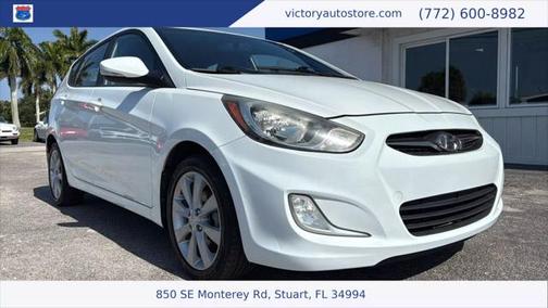 2013 Hyundai Accent SE