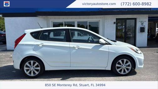 2013 Hyundai Accent SE