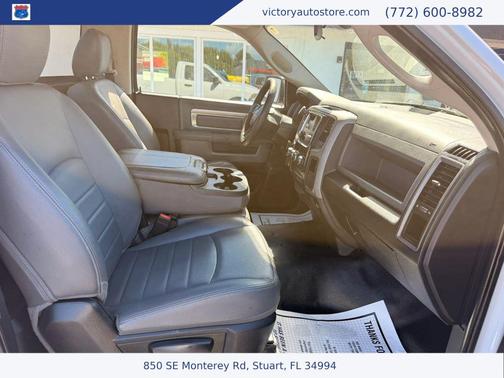 Bright White Clearcoat 2017 RAM 1500 Tradesman