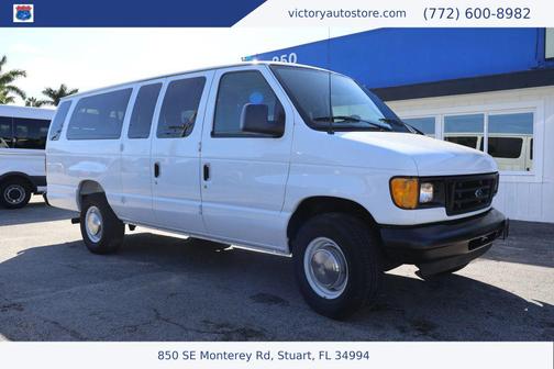 2003 Ford E350 Super Duty XL Extended Van 3D