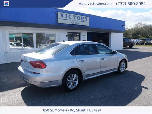 2016 Volkswagen Passat 1.8T S