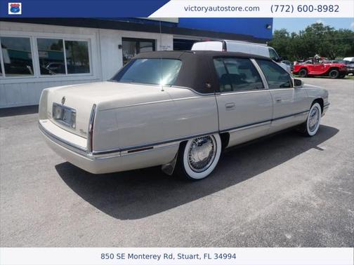 1996 Cadillac DeVille Base
