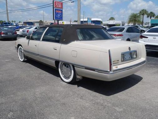 1996 Cadillac DeVille Base