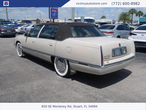 1996 Cadillac DeVille Base