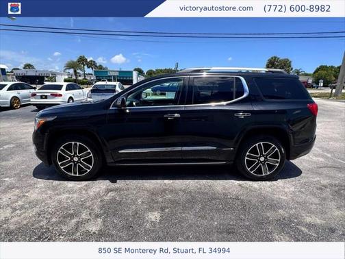 2017 GMC Acadia Denali