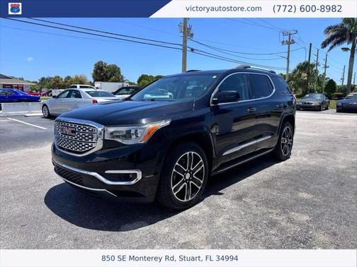 2017 GMC Acadia Denali