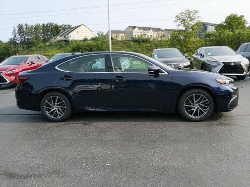 2017 Lexus ES 350 Base