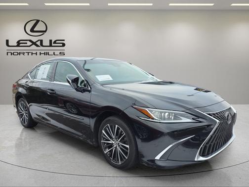 2022 Lexus ES 350 Base