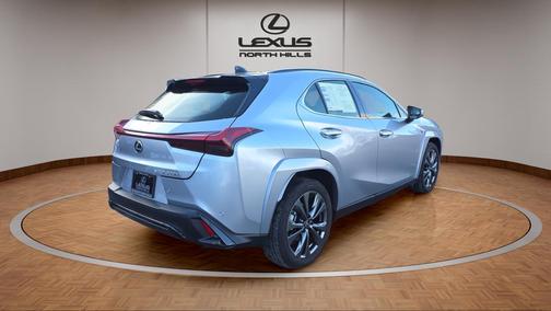 2025 Lexus UX 300h F SPORT Design