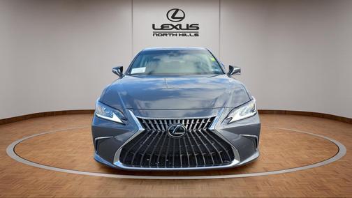 2023 Lexus ES 250 Base