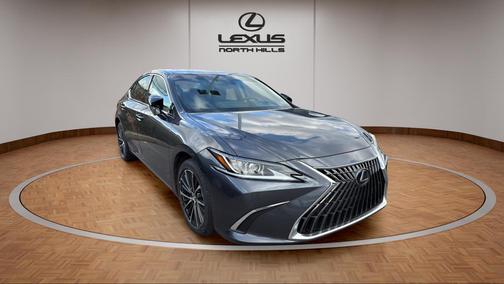 2023 Lexus ES 250 Base
