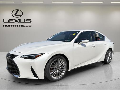 2022 Lexus IS 300 Base
