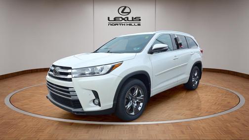 2018 Toyota Highlander Limited Platinum