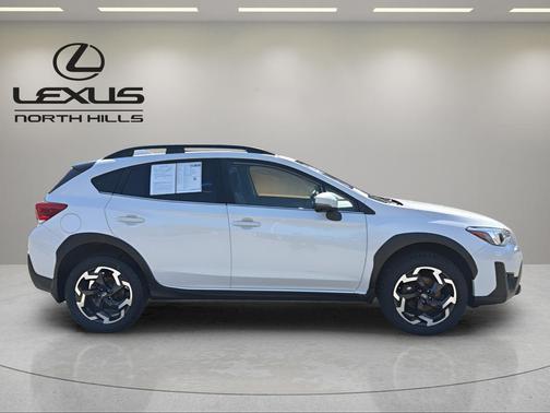 Crystal White Pearl 2023 Subaru Crosstrek Limited