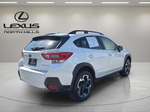 Crystal White Pearl 2023 Subaru Crosstrek Limited