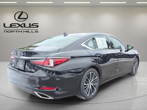 2024 Lexus ES 350 Base