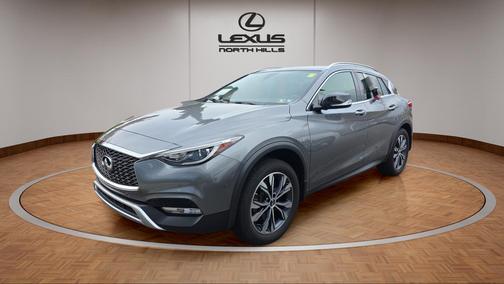 2018 INFINITI QX30 Premium