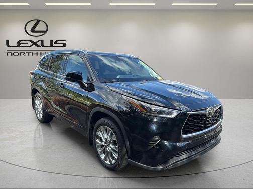 Midnight Black Metallic 2020 Toyota Highlander Limited
