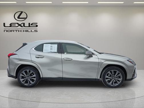 2022 Lexus UX 250h F Sport