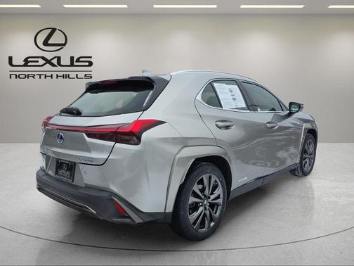 2022 Lexus UX 250h F Sport