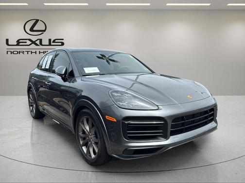 2023 Porsche Cayenne GTS