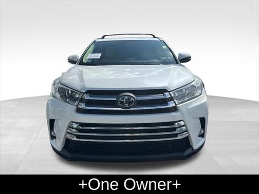 2019 Toyota Highlander Limited Platinum
