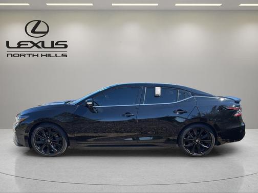 Super Black 2021 Nissan Maxima 3.5 SR