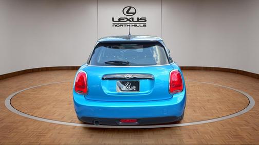 2016 MINI Hardtop Cooper