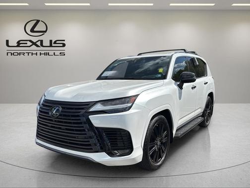White Pearl 2023 Lexus LX 600 Luxury
