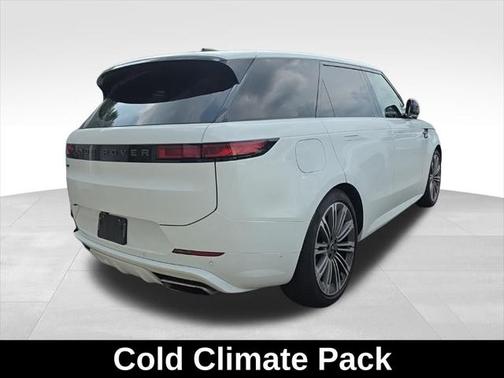 2025 Land Rover Range Rover Sport SE