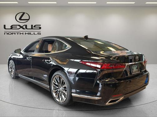 2022 Lexus LS 500 Base