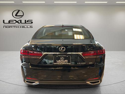 2022 Lexus LS 500 Base
