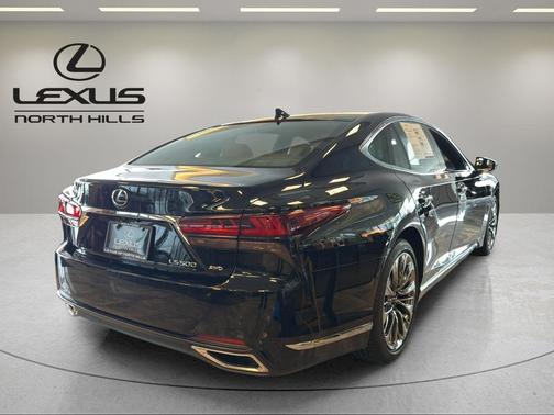 2022 Lexus LS 500 Base
