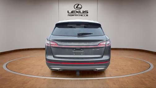 2020 Lincoln Nautilus Reserve